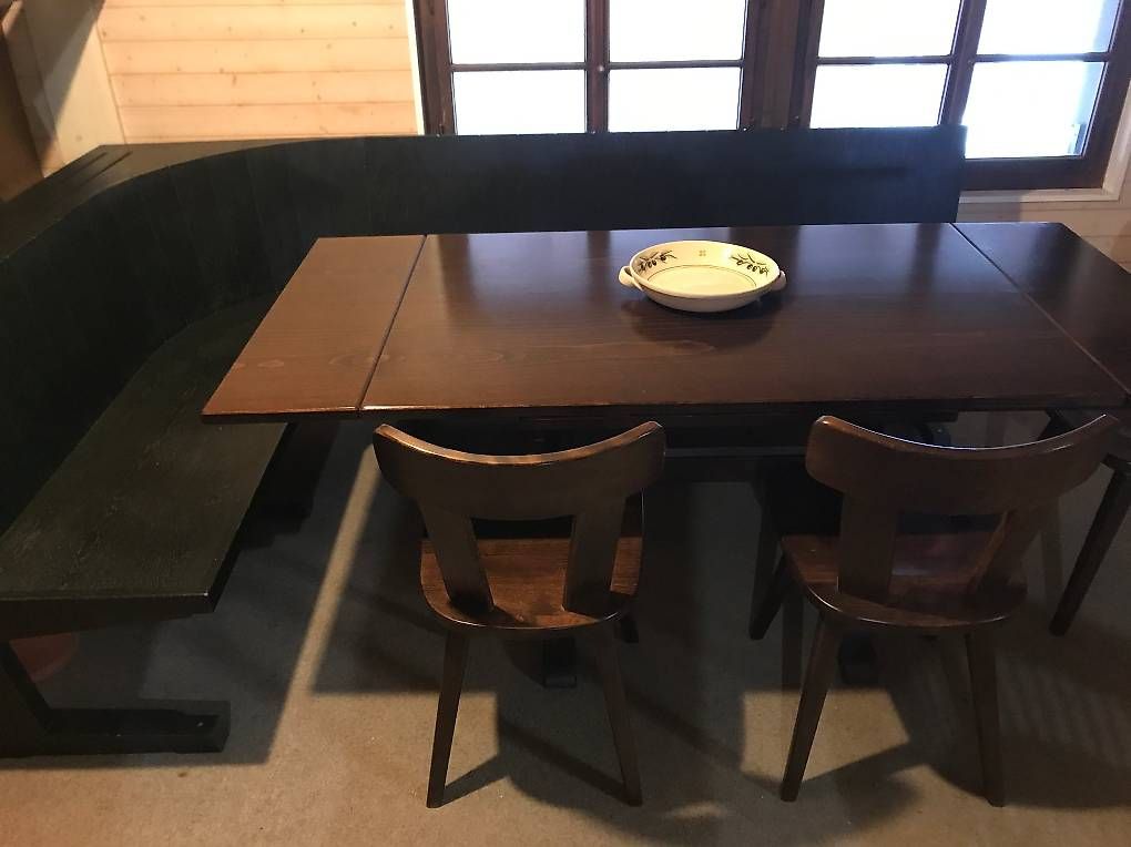 Set de table et chaises: Eckbank in Eichenholz Esstisch mit 3 Stühlen in Buche – D'occasion à Bazenheid par arthur51 2