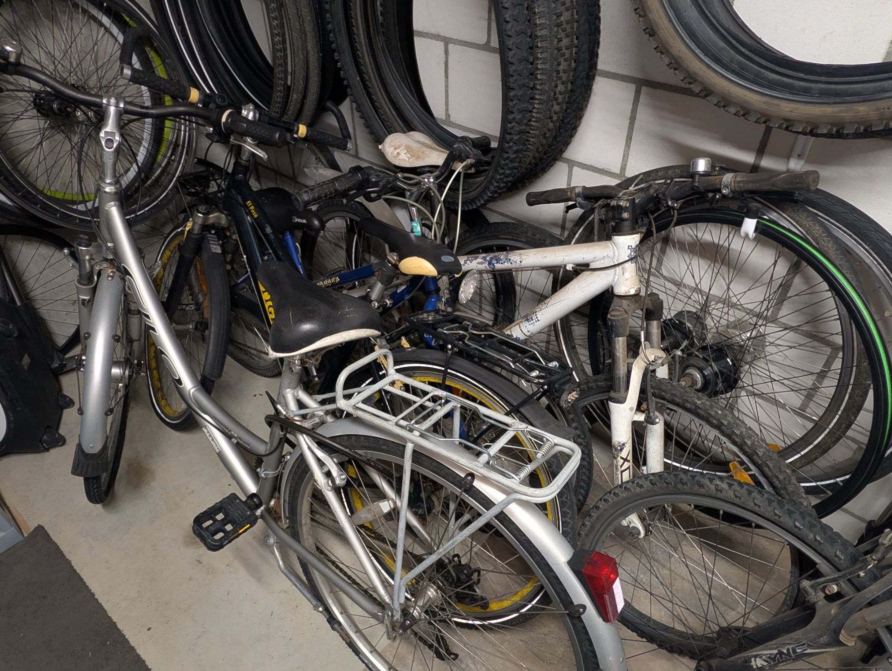 Biciclette: Diverse Velos wegen Hobby Aufgabe – Usato da orpund venduto da kevinlars 6