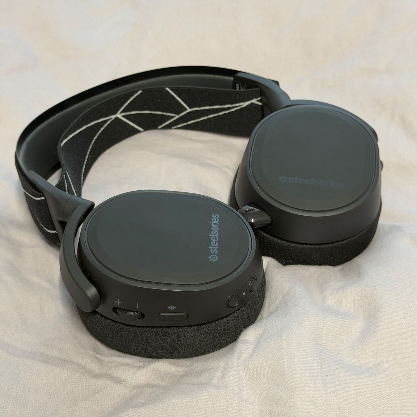 Steelseries Kopfhörer: SteelSeries Arctis 9 Wireless - PC-Gaming-Headset – Gebraucht aus Wölflinswil von sir_w9lr 1