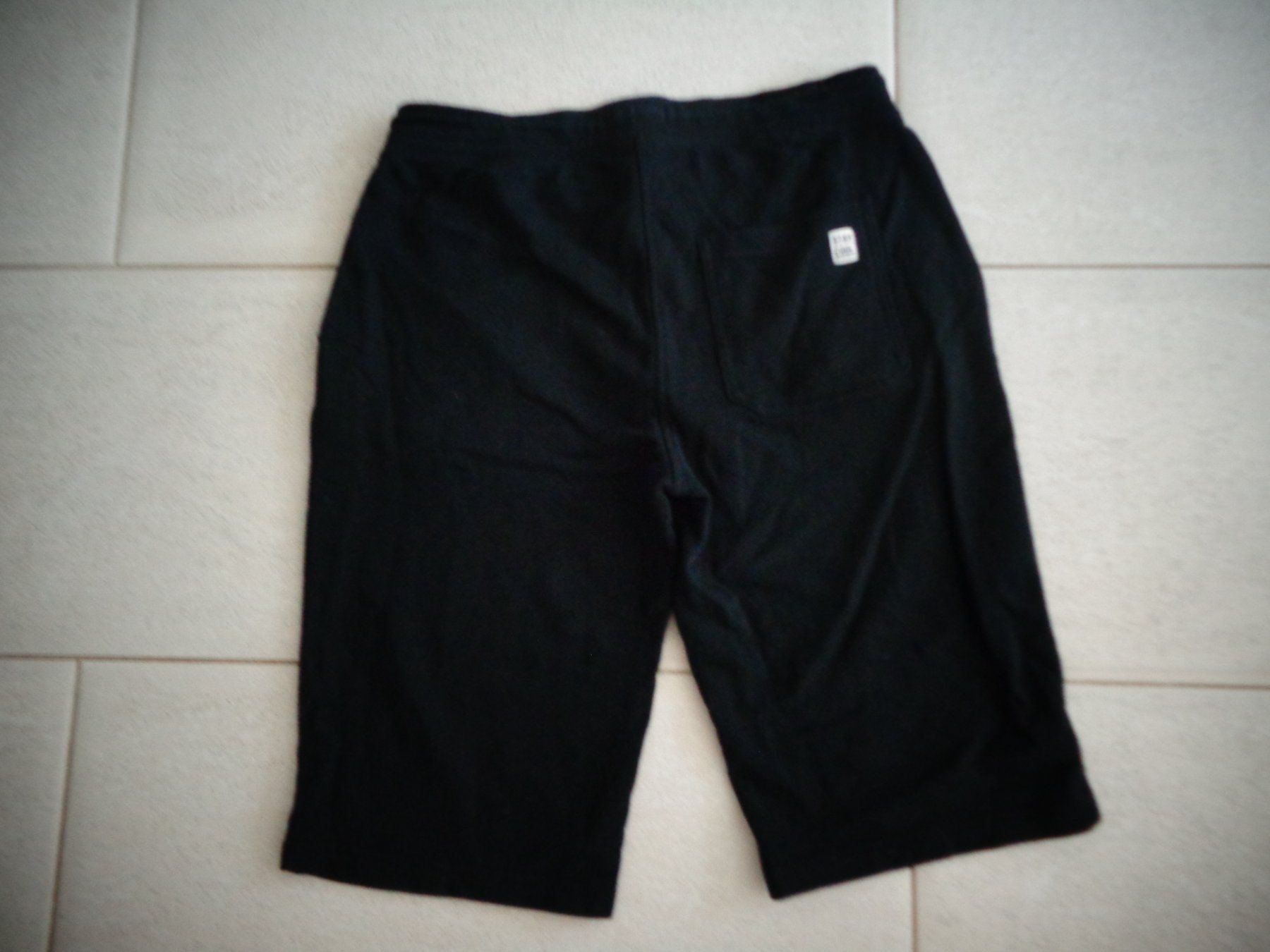 C&A Pantaloni: SHORTS C&A GR.176 – Usato da Rotkreuz venduto da Samballi 2