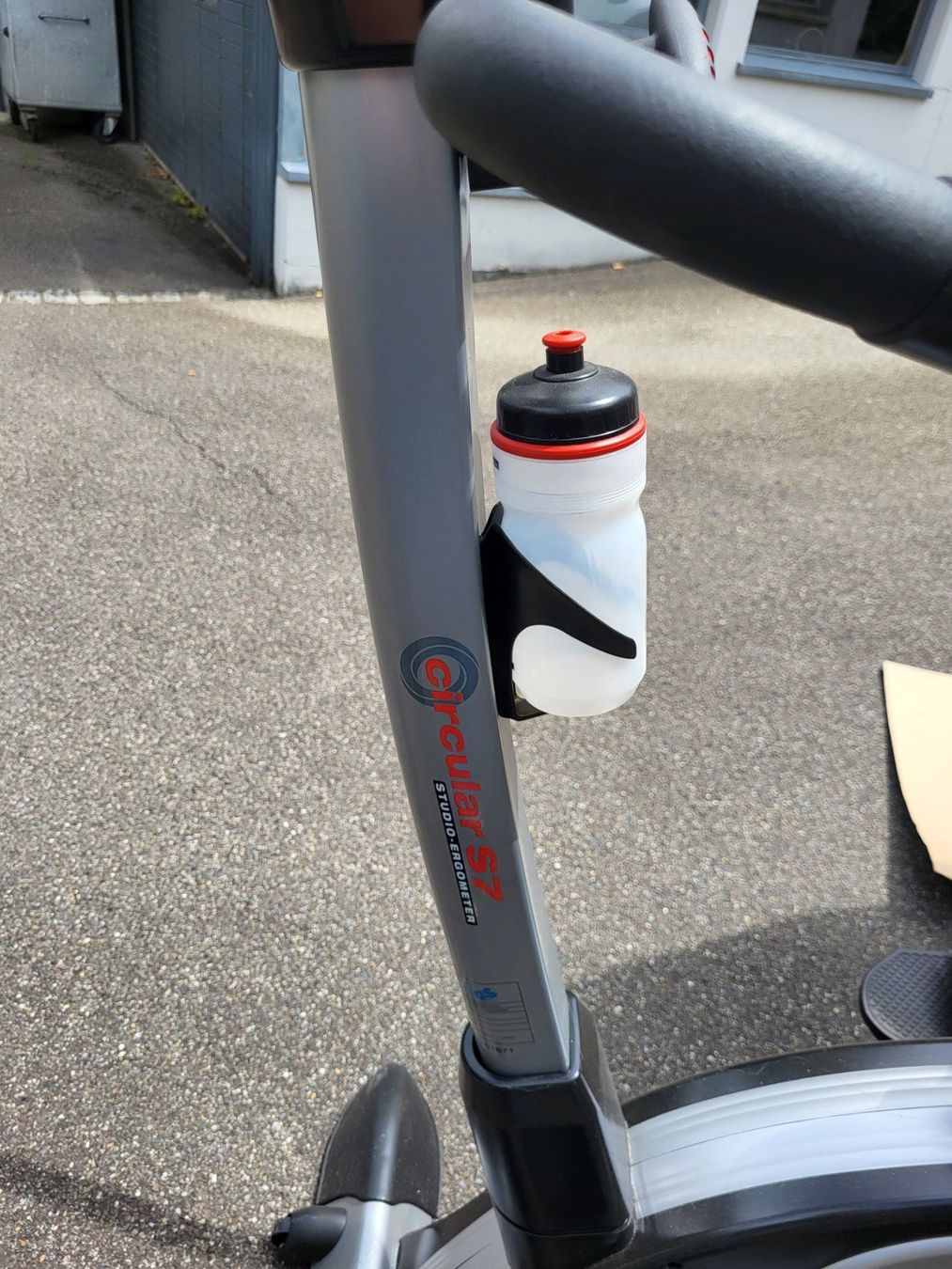 Vélos d'appartement: Hometrainer Circular S7 Studio-Ergometer – D'occasion à Rorschacherberg par samui57 2