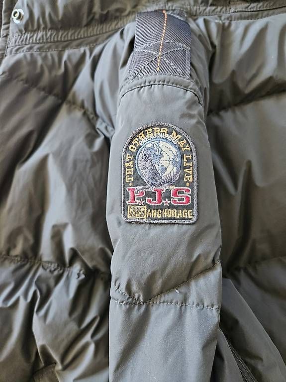 Parajumpers Cappotti: Parajumpers Wintermantel – Usato da Steffisburg venduto da R.Scherler 1