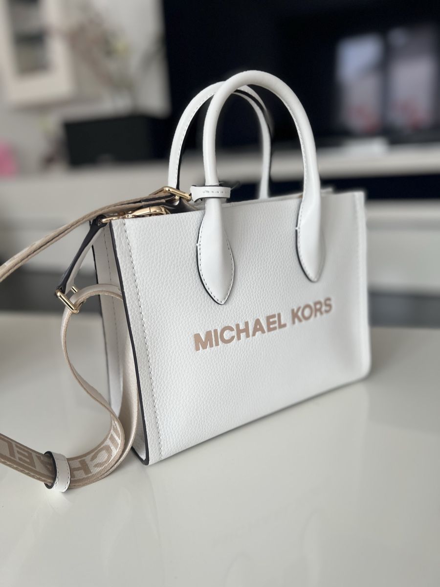 Michael Kors Taschen für Damen: Michael Kors – Neu und originalverpackt aus Niederbipp von thu_b56g