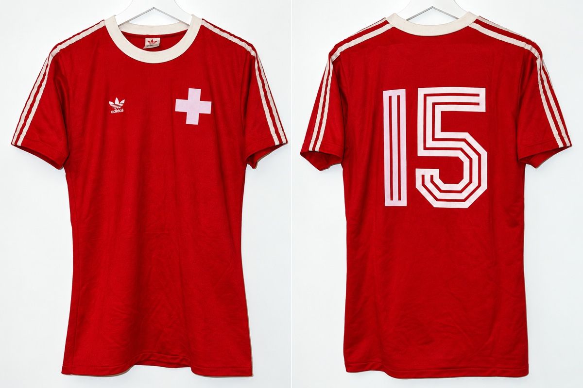 Adidas Canottiere & Pantaloni: Suisse MatchWorn 1976 – Usato da Monthey venduto da Daytona90