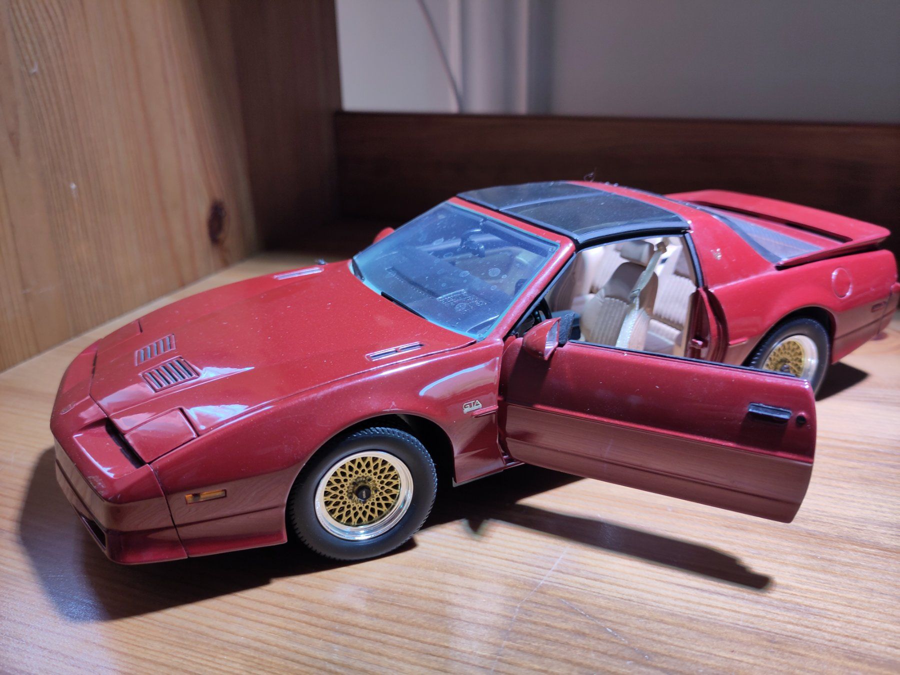 Greenlight Modellini d'auto: Modellauto Greenlight 1989 Pontiac Firebird – Usato da Bülach venduto da Tiefschlaflos 1