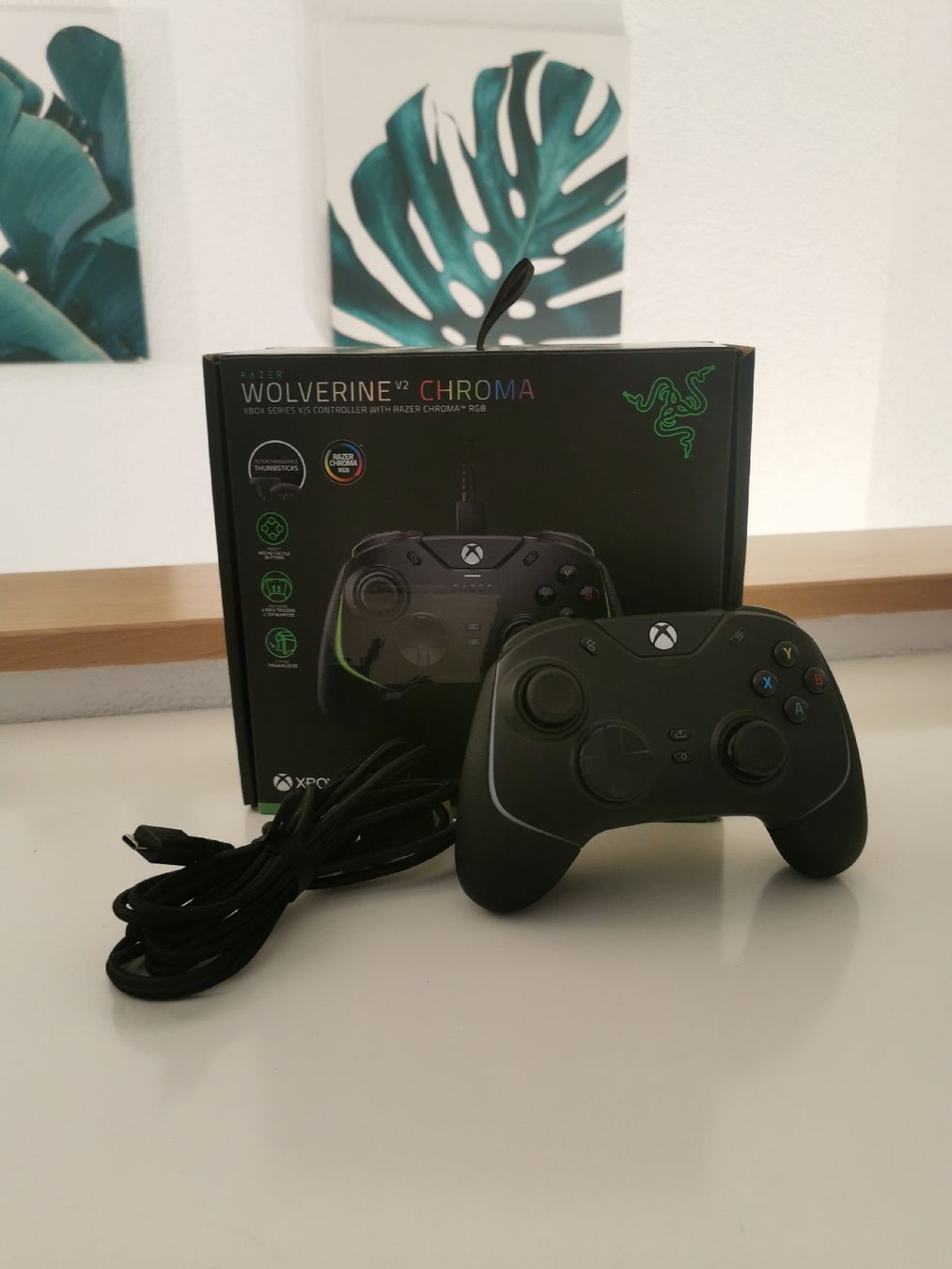 Razer Manettes: Manette Wolverine V2 Chroma – D'occasion à seigneux par Boyo12
