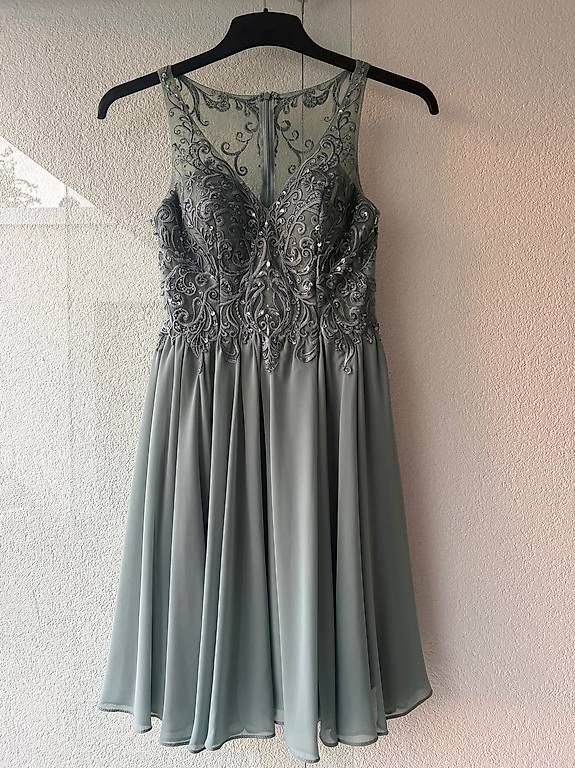 Vestiti: Elegantes Abendkleid – Nuovo e nell'imballaggio originale da Oberdorf SO venduto da sel_wc6w