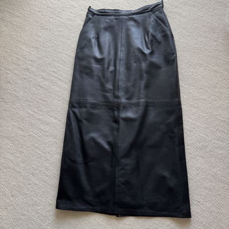 Lederjupe in echtem Leder schwarz - High Waist Vintage