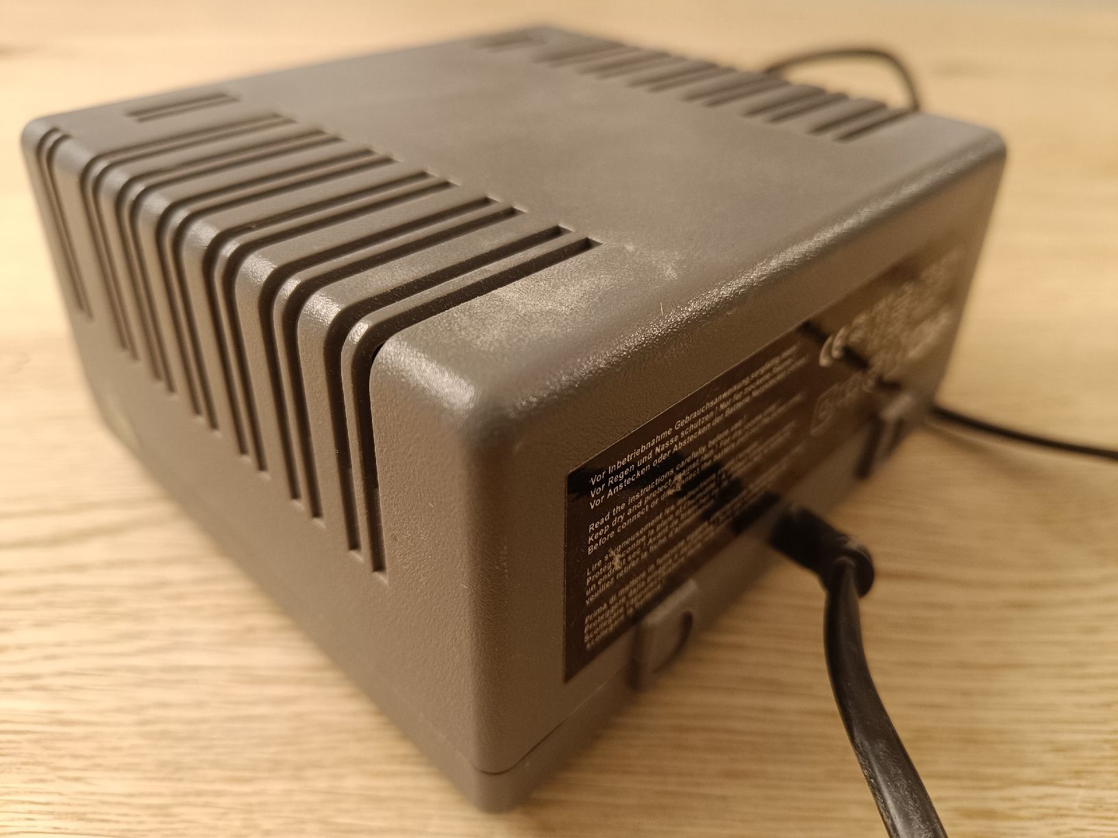 Graupner Akkus, Ladegeräte & Netzgeräte: Graupner Multilader 6E Ladegerät 6-fach 12V – Gebraucht aus Urnäsch von h5T4 2