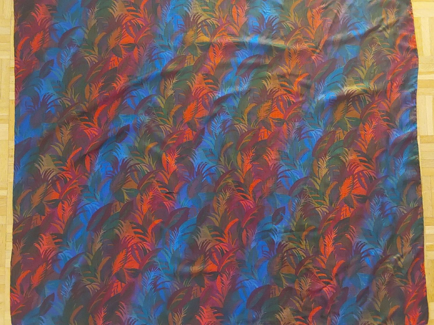 Foulards, Tücher & Schals: Seidenfoulard quadratisch – Neu (gemäss Beschreibung) aus Köniz von scopello12