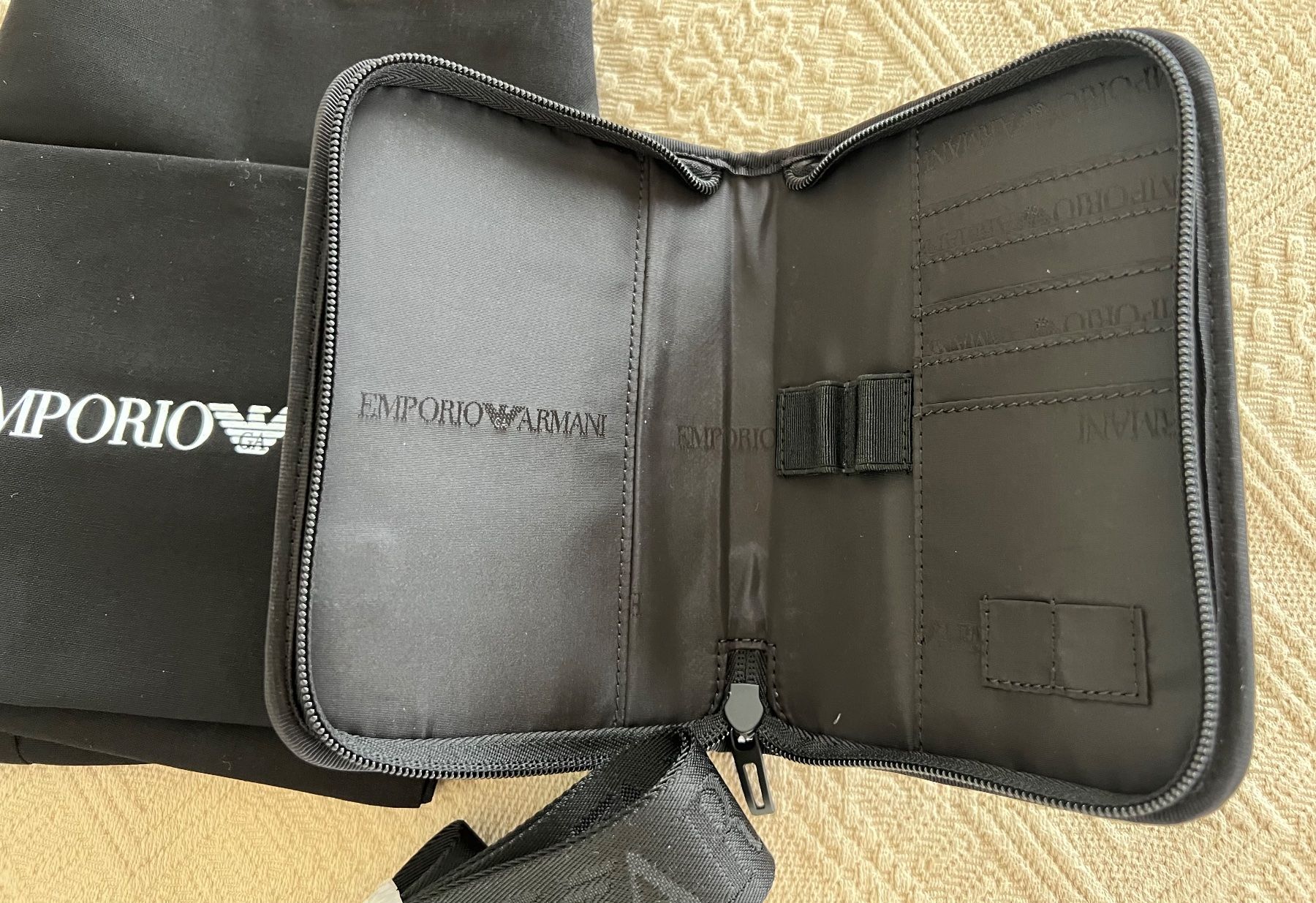 Armani Borse: NEU: Emporio Armani Tasche – Nuovo e nell'imballaggio originale da Lachen venduto da mar_ox 7