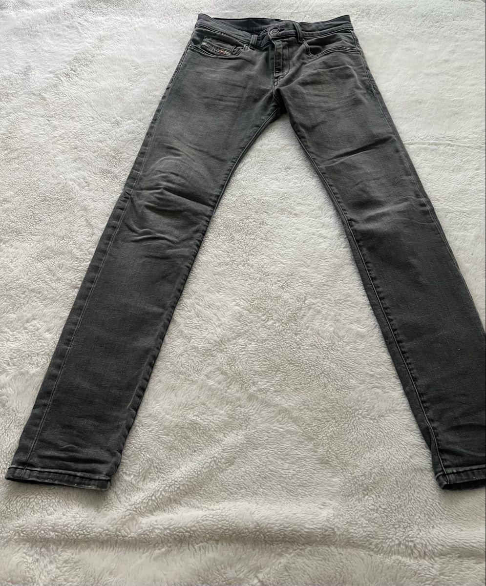 Diesel Jeans: Jeans Diesel 28/32 – Nuovo (secondo la descrizione) da Genève venduto da mel89