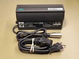 Bionix Ladegerät HP8204L3