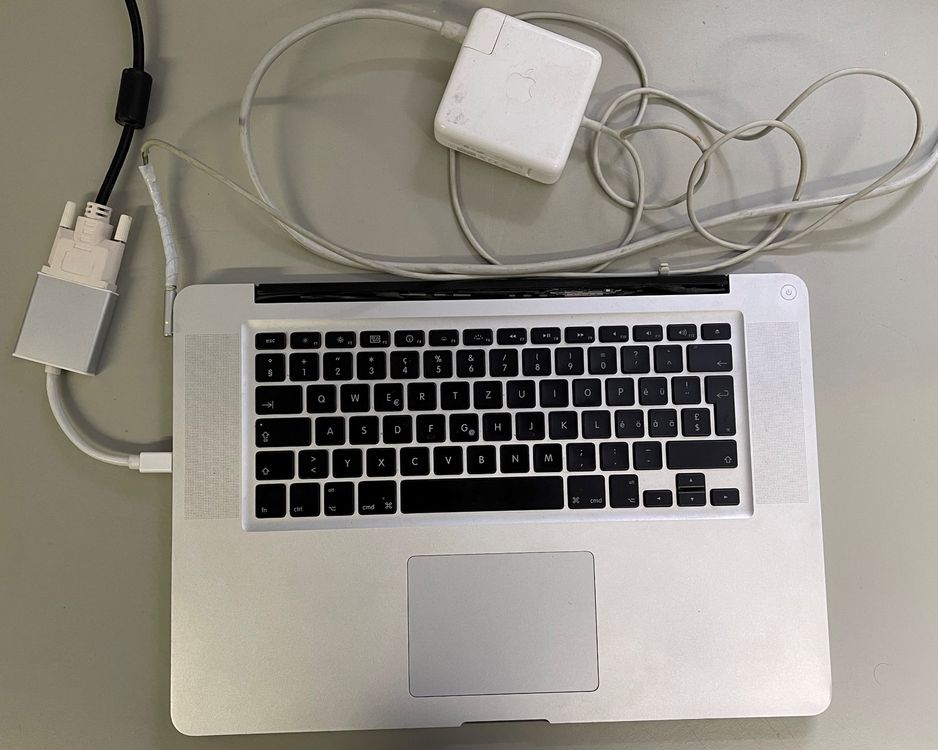 MacBook Pro 13" 2011 I7 2.7GHz 4GB RAM 80GB HDD - Schermo Rotto (ricambi)