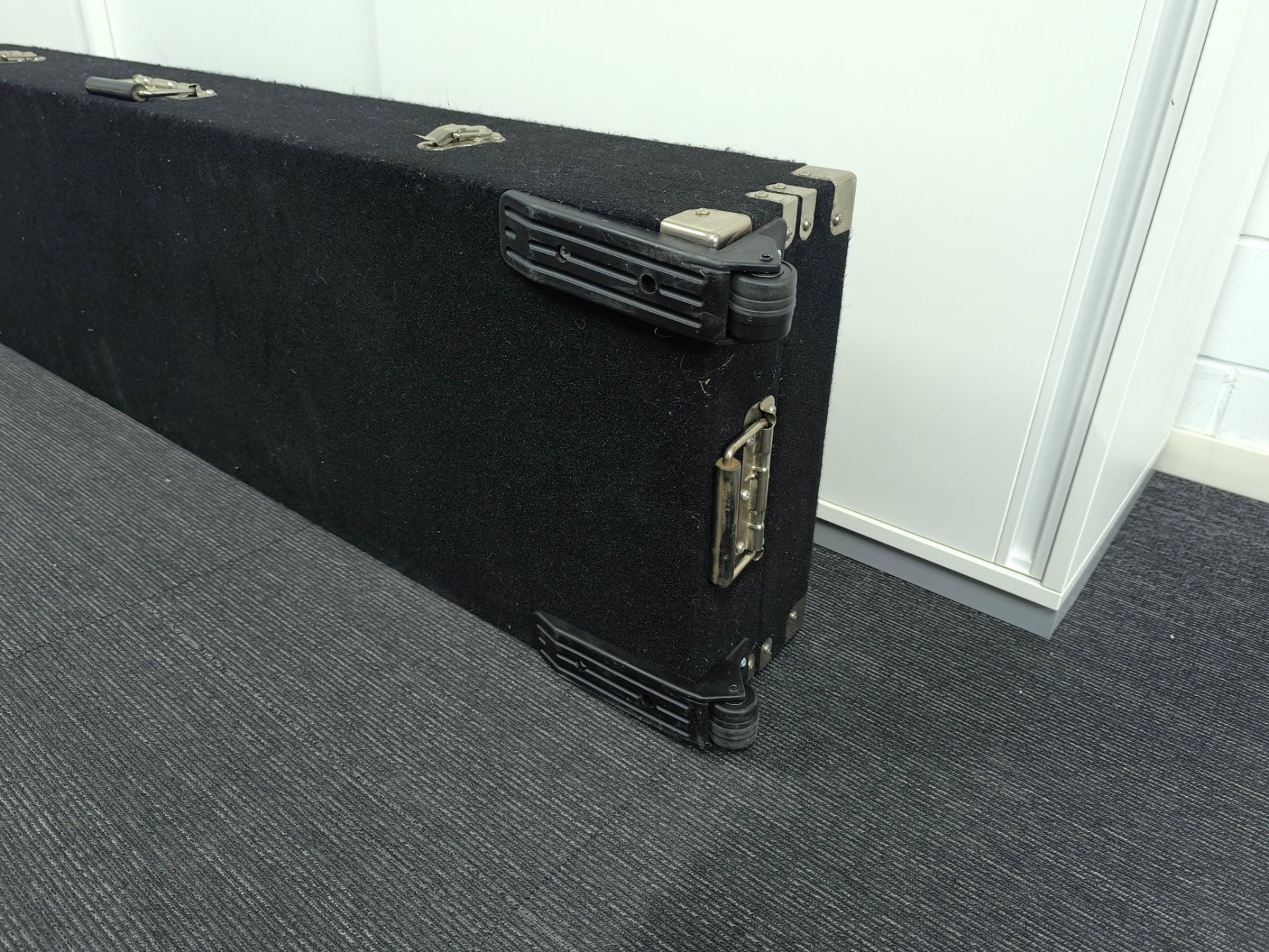 Valigie: Robustes XL DJ Flight Case mit Rollen – Usato da Rüti ZH venduto da Restwert_Rueti_ZH 7