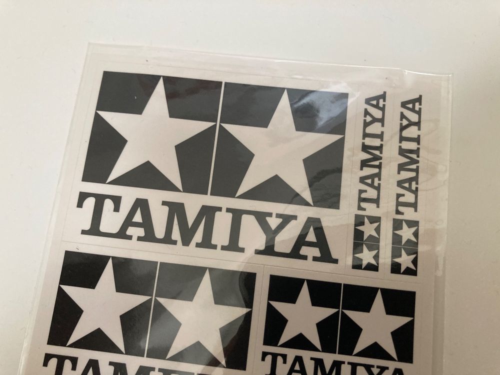 Tamiya Aufkleber Logo in diversen Grössen SCHWARZ / WEISS (Neu und ...