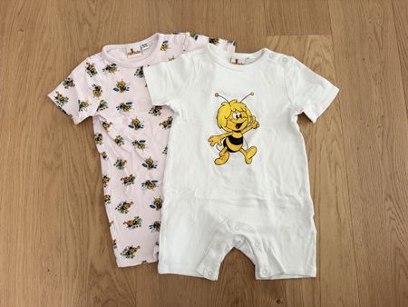 2x Pyjama Gr. 98/104