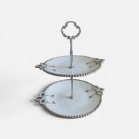 ​Rössler Keramik Etagere weiss mit Silberrand & Schleife