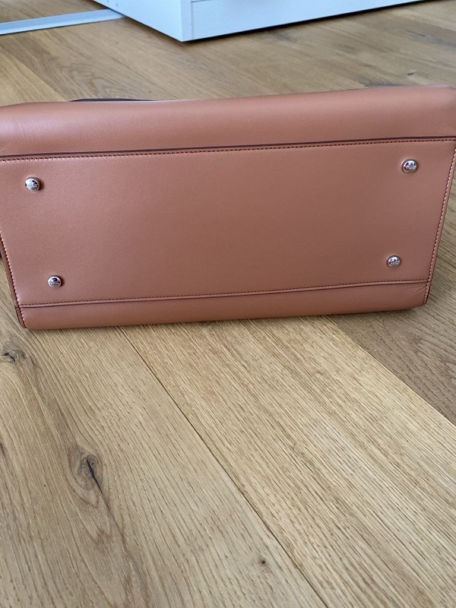 Tod'S Borse da donna: Tod‘s bag – Nuovo (secondo la descrizione) da Ottenbach venduto da joh_kh8j 5