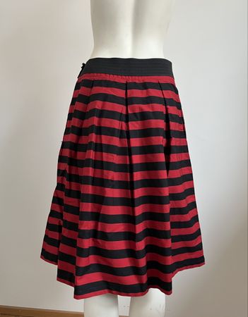 Rock mit Streifen Rot/Schwarz, Grösse M