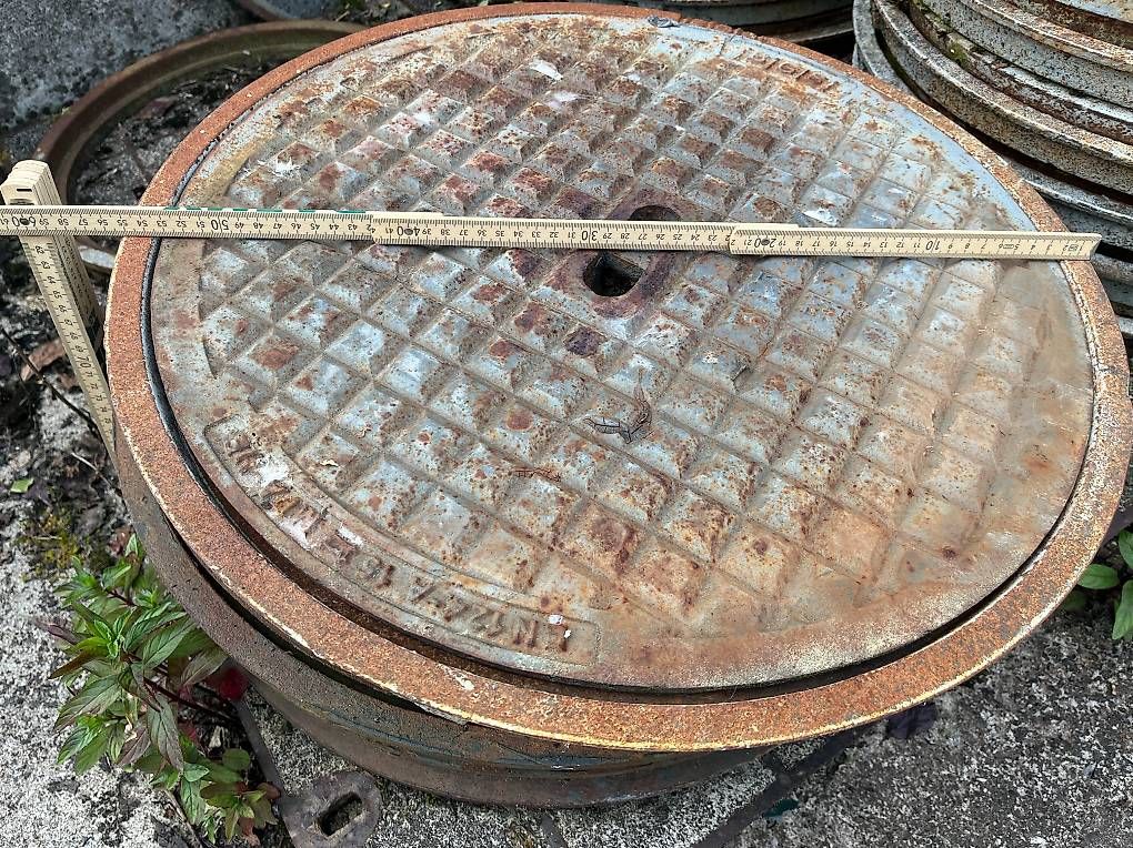 Stagni & Fontane ornamentali: Gussdeckel, Deckel, Schachtdeckel, DN 500 mm – Nuovo (secondo la descrizione) da Oberschrot venduto da baldachin01