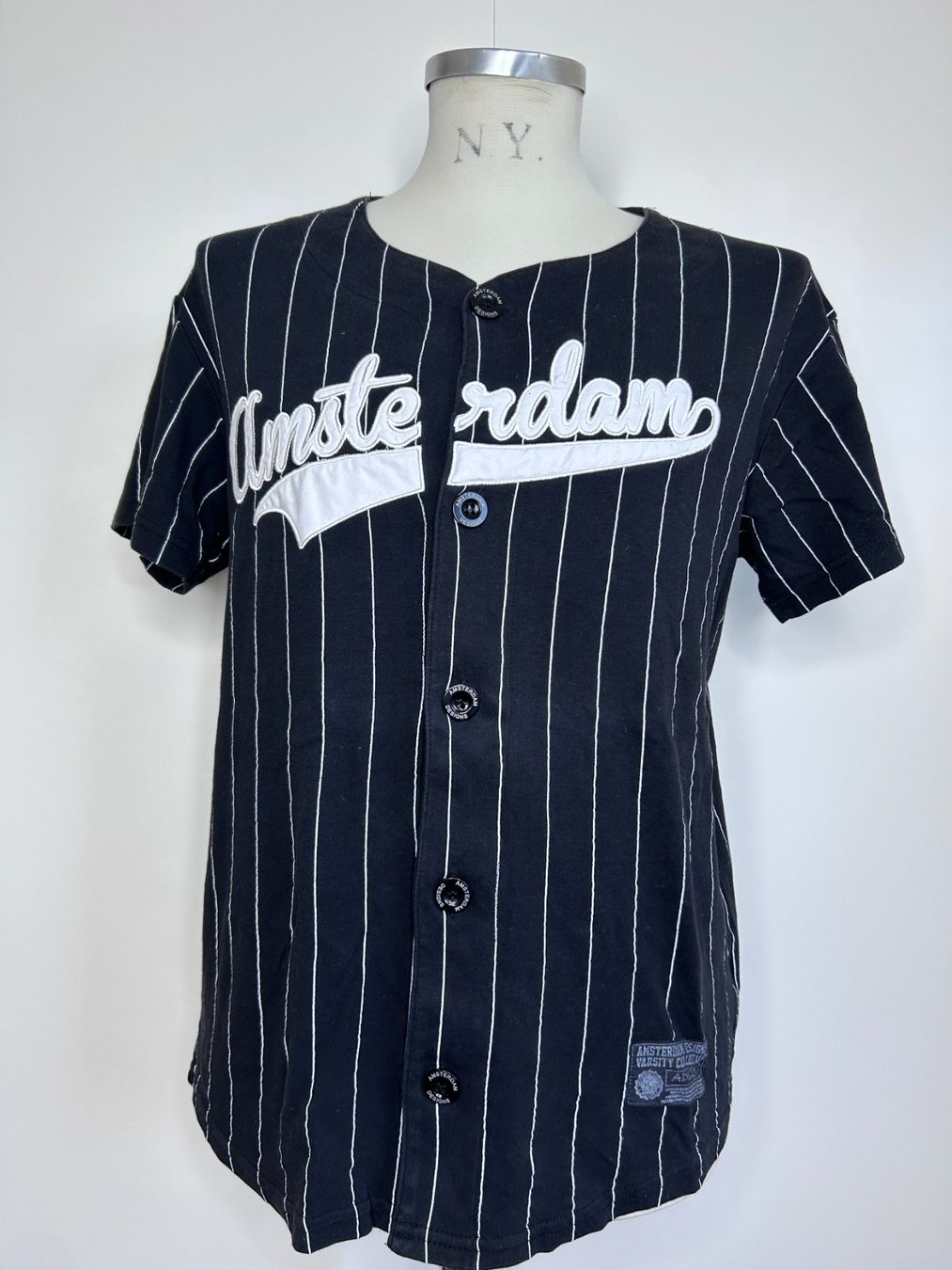 Leibchen & Hosen: Amsterdam Baseball Jersey – Gebraucht aus St. Gallen von look-twice