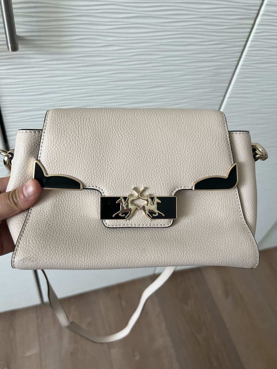 La Martina Borse da donna: La Martina Ledertasche hellbeige mit Staubbeutel – Usato da Ennetbürgen venduto da nat_8vld 2