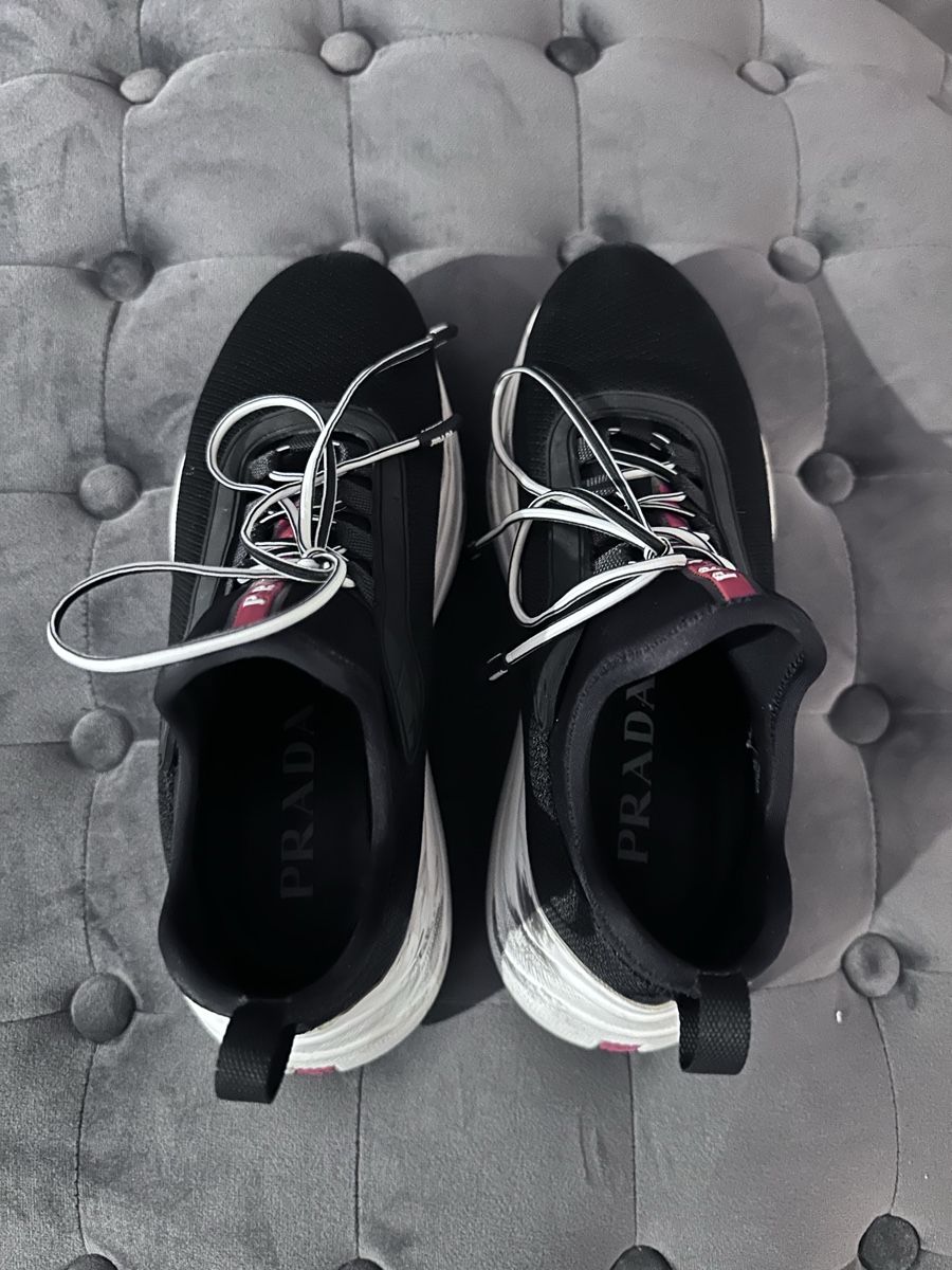 Prada Damenschuhe: Prada Sneaker Schwarz Gr. 36.5 Top Zustand – Gebraucht aus Frick von Soleil4658 2