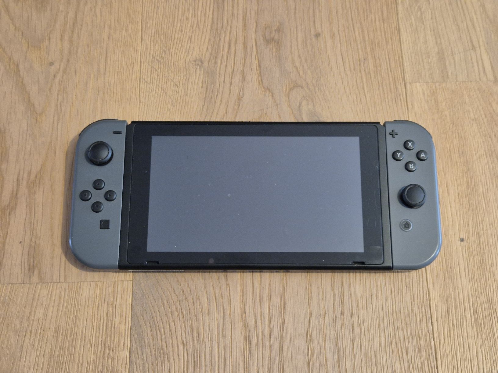 Nintendo Konsolen: Nintendo Switch Grau + 2 Spiele + Case | Top Set ab 1 CHF! – Gebraucht aus Rüdlingen von Arjjck 1