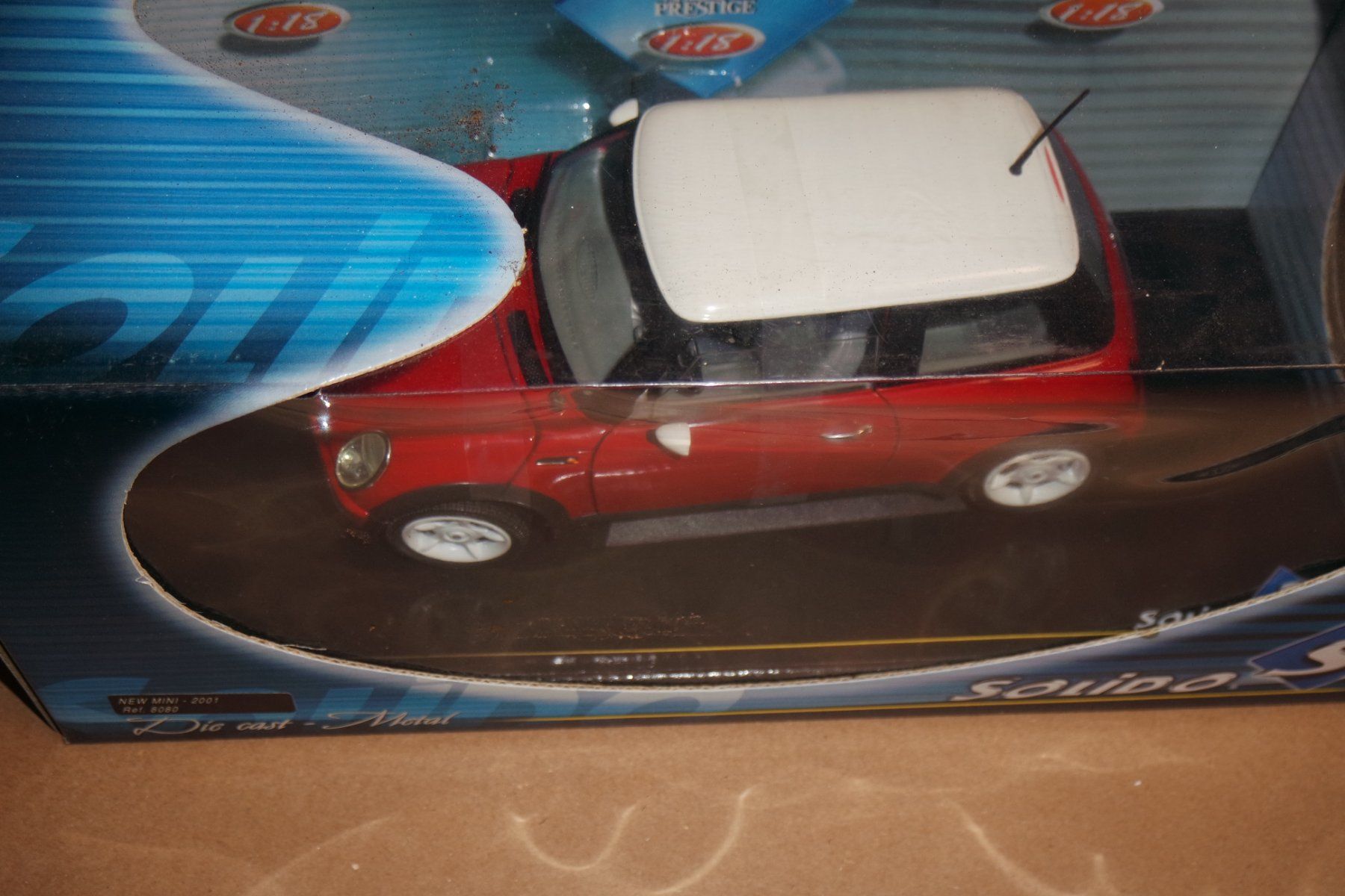 Solido Modellini d'auto: NEW MINI 2001   ( 1/18e )      SOLIDO – Usato da Avenches venduto da WEBHobby 1