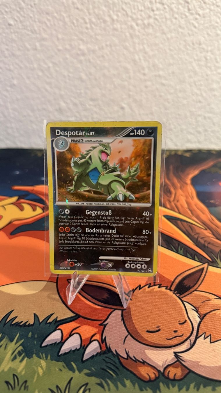 Pokémon Carte collezionabili: 2007 Tyranitar Reverse Holo 17/123 – Usato da Dübendorf venduto da Simplysimi