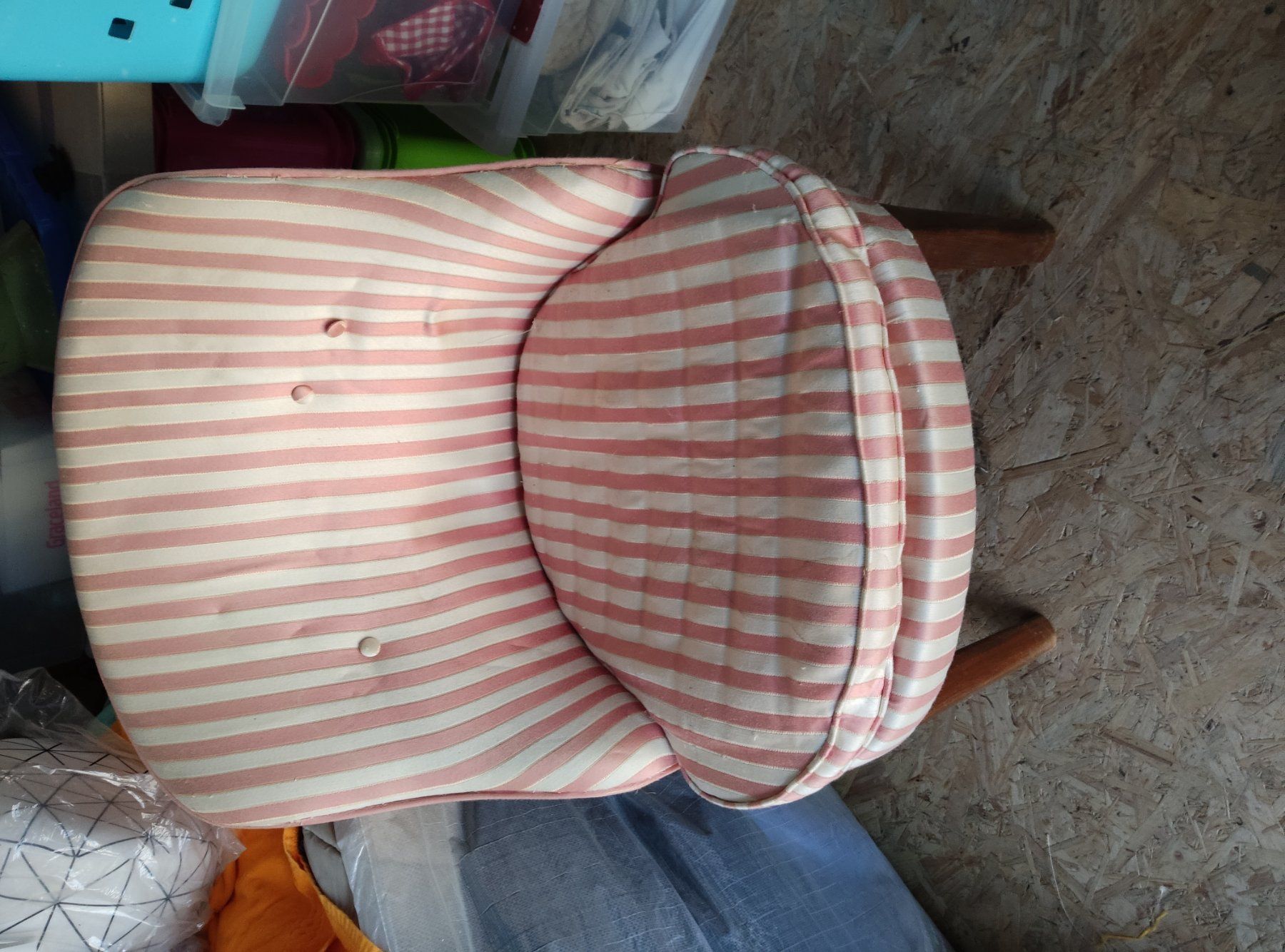 Fauteuils: Ancien fauteuil – D'occasion à Vicques par prairie0809 3