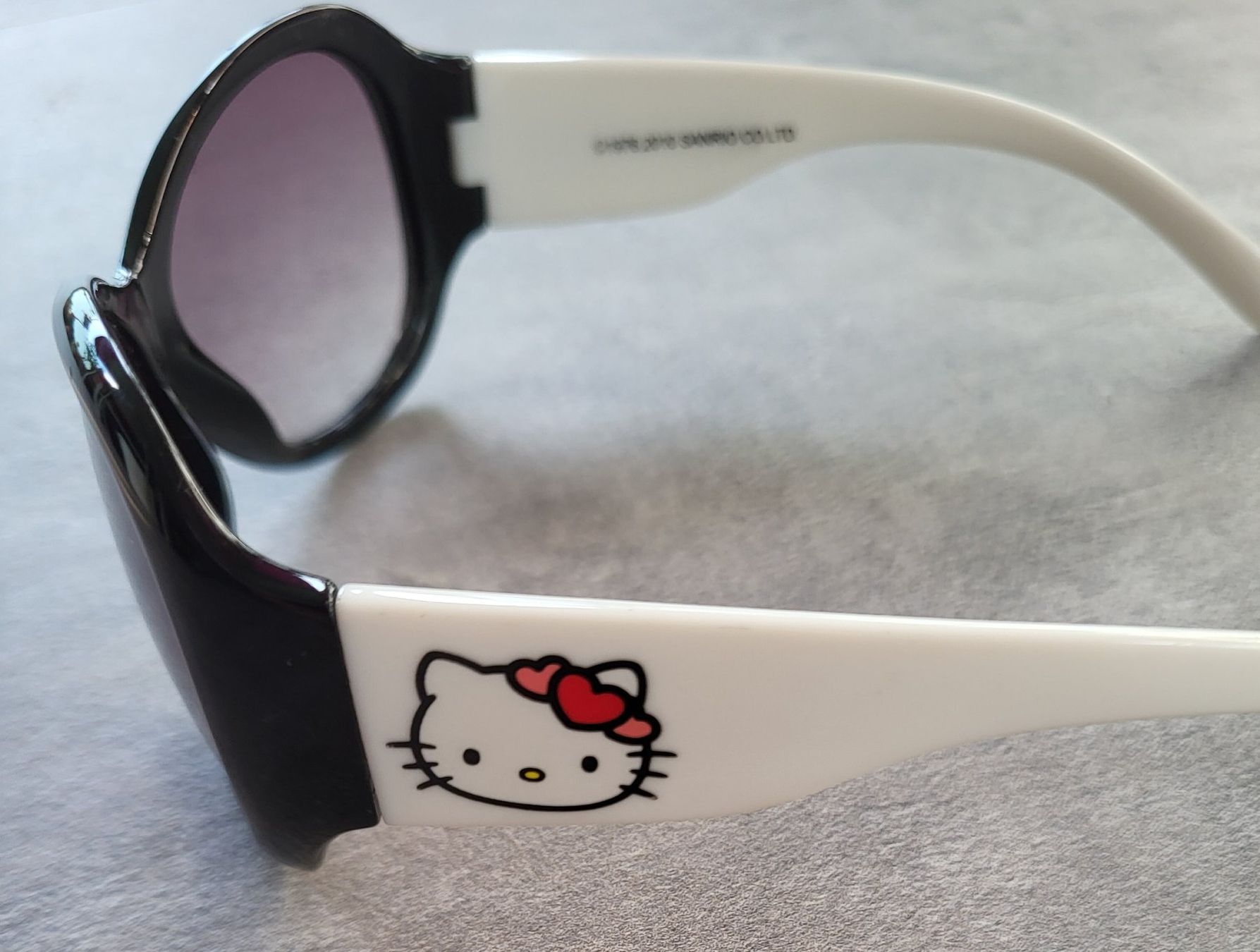 Occhiali & Lenti: 2 occhiali da sole Hello Kitty / Cerjo – Usato da Castione venduto da Argi_R 6