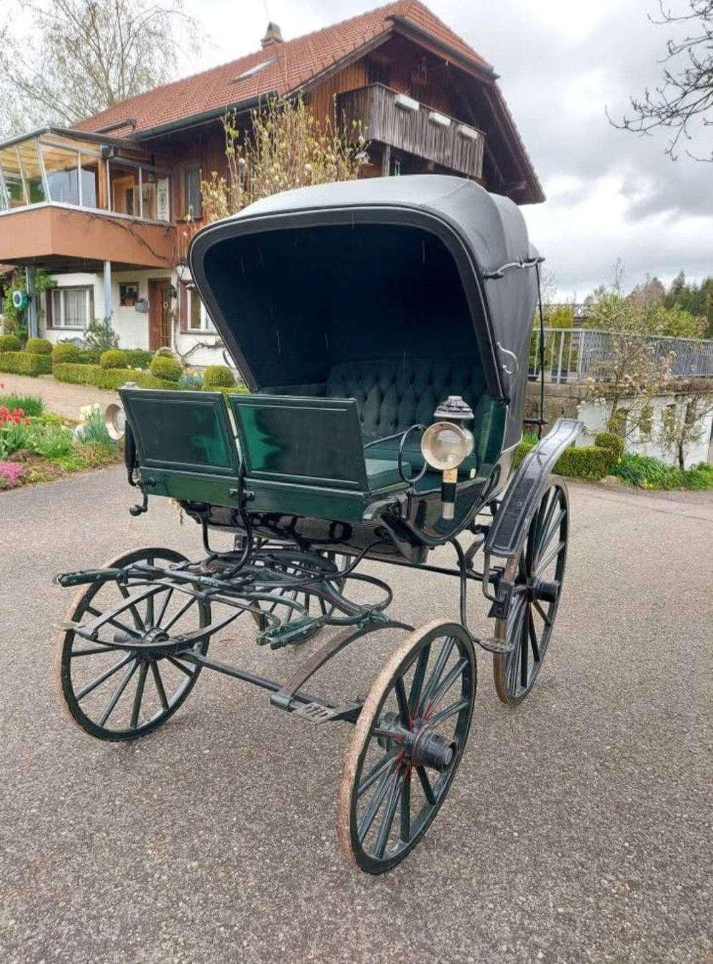 Carrozze: Antike Doktorchaise – Usato da Häusernmoos venduto da Darla17