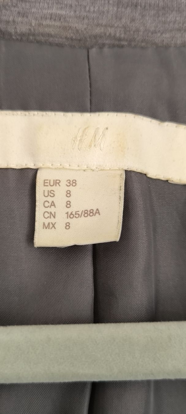 H&M Vestes: Graues Blazer – D'occasion à Bern par mar_xn6k 3