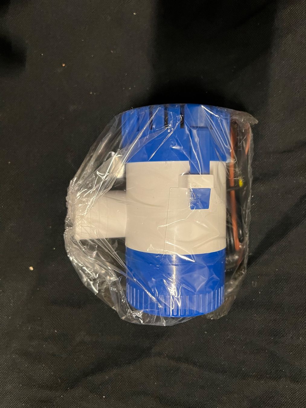 Pumpen & Teile: Bilge Pump 12 Volt 1100 GPH neu – Neu (gemäss Beschreibung) aus Cressier FR von schmidli010