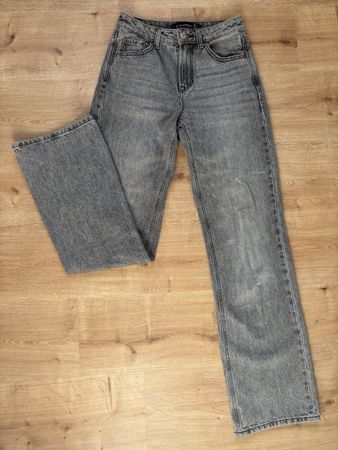 jeans stradivarius gris, taille 34
