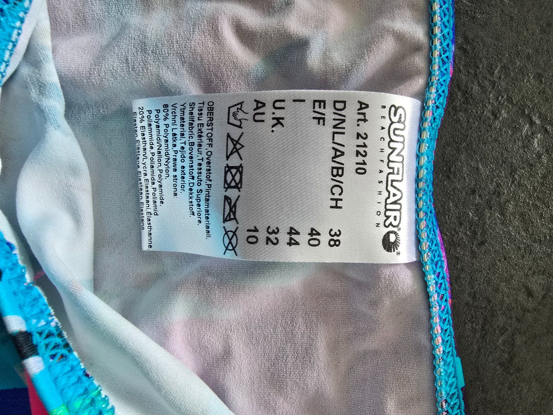 Costumi da bagno & Bikini: Bunter Sommer Bikini, Top Zustand, – Nuovo (secondo la descrizione) da Möriken AG venduto da Ubaumi 2