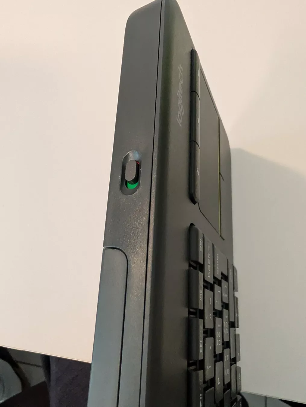 Logitech : Logitech Wireless Touch Keyboard K400 PLUS mit Touchpad Maus – Neuf avec emballage d'origine à Thun par Freeduu 6