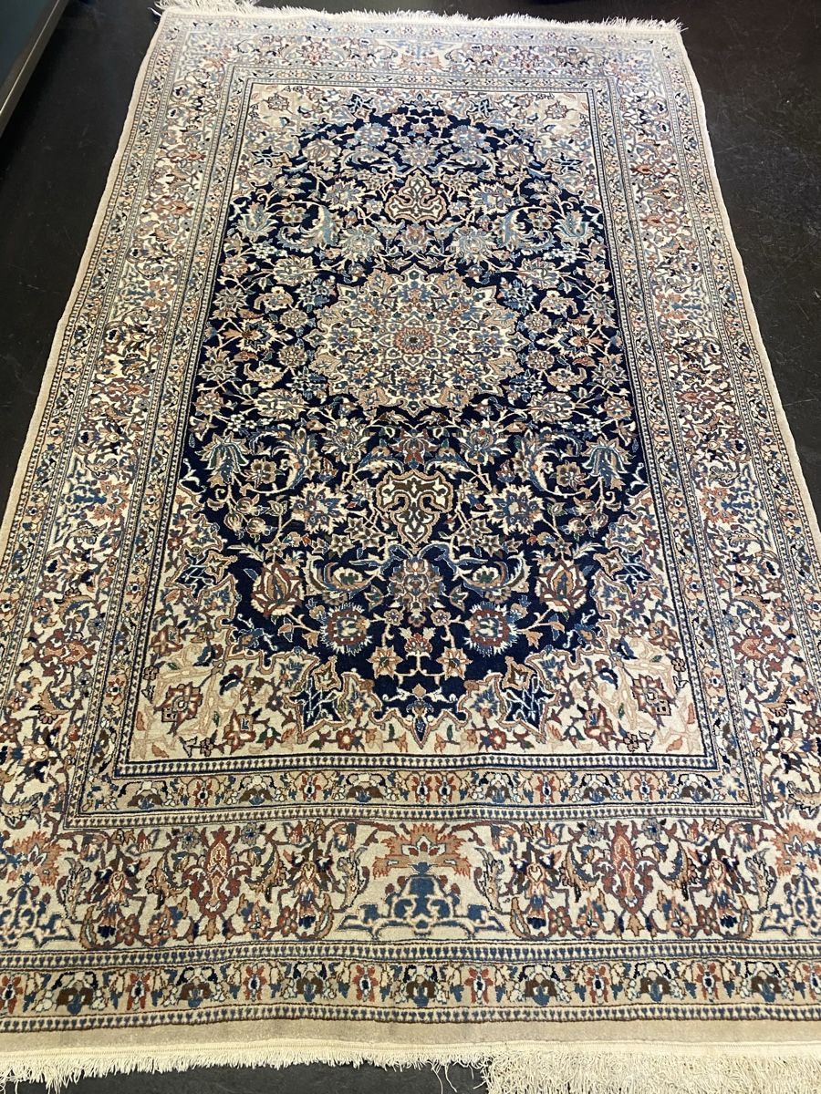 Tapis: Original Perser Teppich Nain mit Seide – D'occasion à Männedorf par Adamiat 2