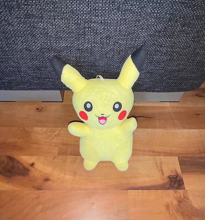 Giocattoli: Pikachu Plüschtier – Usato da Ellikon a d Thur venduto da sar_l8sf