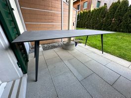 Gartentisch  Hunn zu verkaufen