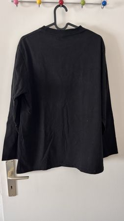 Comfortable Black Long Sleeve Top - Perfect for Fall Layers!