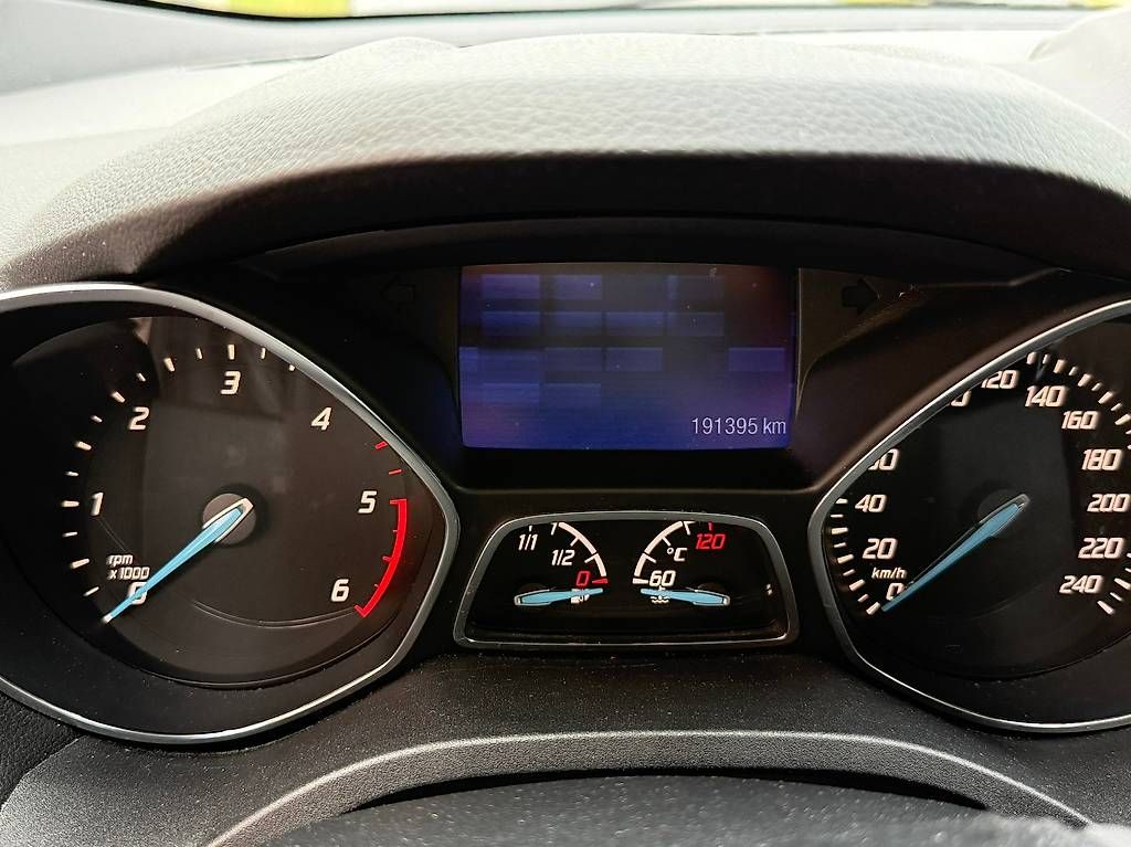 Automobili: Ford Kuga 2.0 TDCi 140 Titanium S FPS – Usato da Langenthal venduto da Goergens10 4
