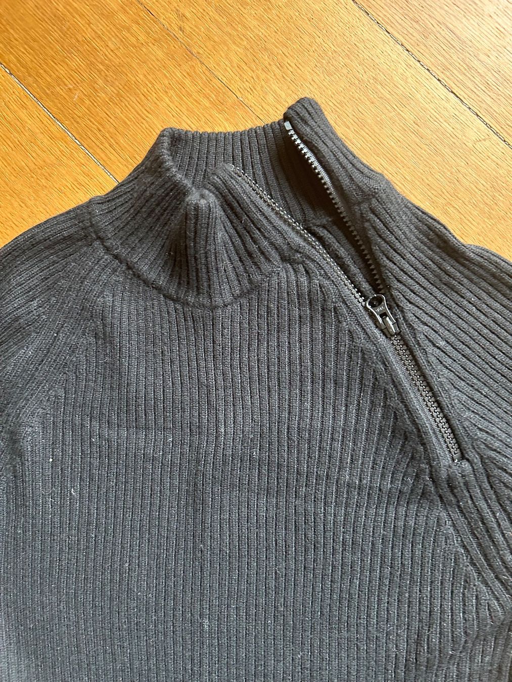 Armani Maglioni & Felpe: Pullover EMPORIO ARMANI (Grösse 50) – Usato da Basel venduto da SAF 1