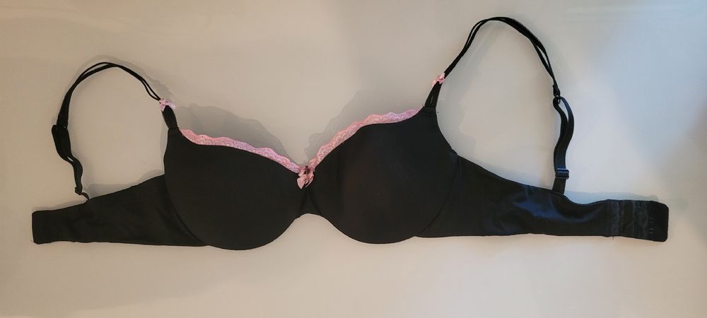 Top: Soutien gorge  – Usato da Ecublens VD venduto da Mateolai