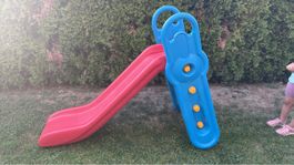 Kinderrutschbahn blau-rot Kindergartenausstattung