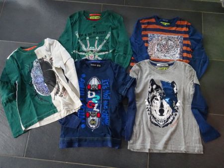 Sehr schönen Set von 5 DESIGUAL Shirt Grösse 110/116 CM