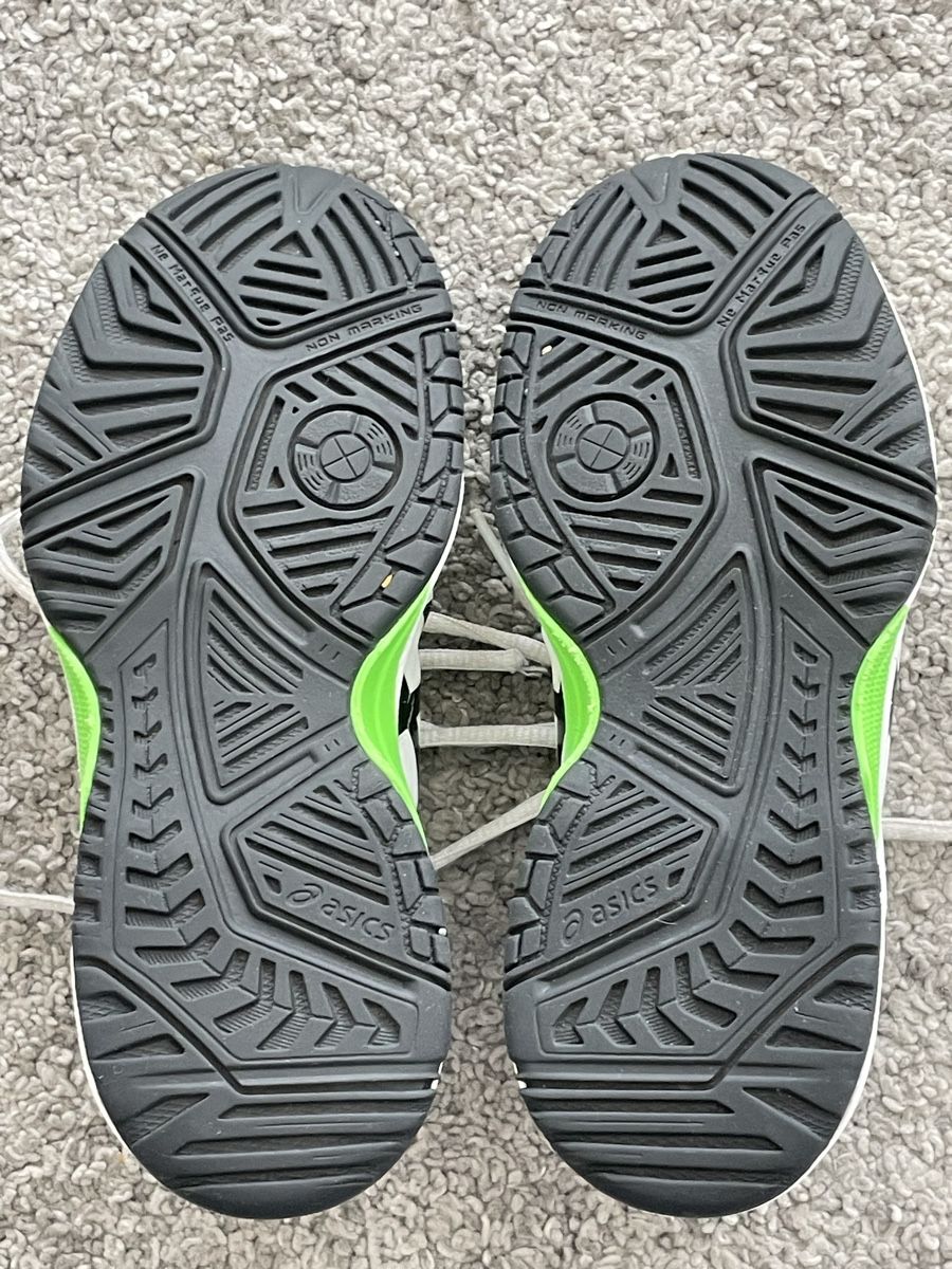 Scarpe per ragazzi: Tennisschuhe von Asics Grösse 32.5 – Usato da Remetschwil venduto da Aschneewitchen 2