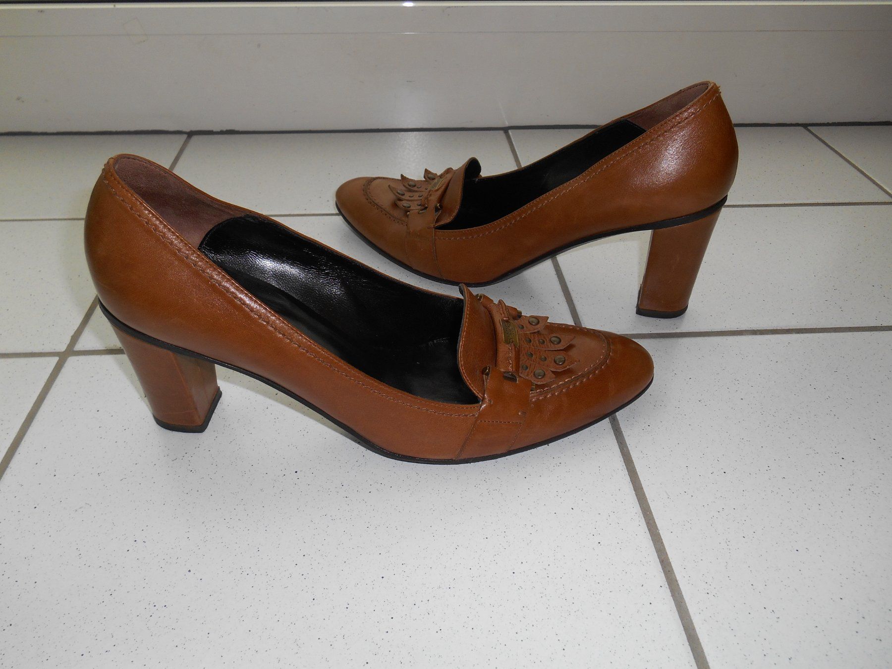 Scarpe da donna: LARIO Lederpumps braun Gr.39.5 – Usato da Basel venduto da fafa68 3